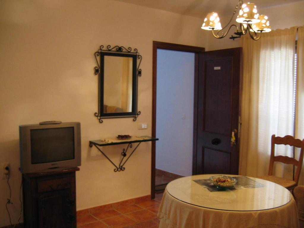 Apartamentos Rurales Jardines Del Visir Хенальгвасиль Экстерьер фото